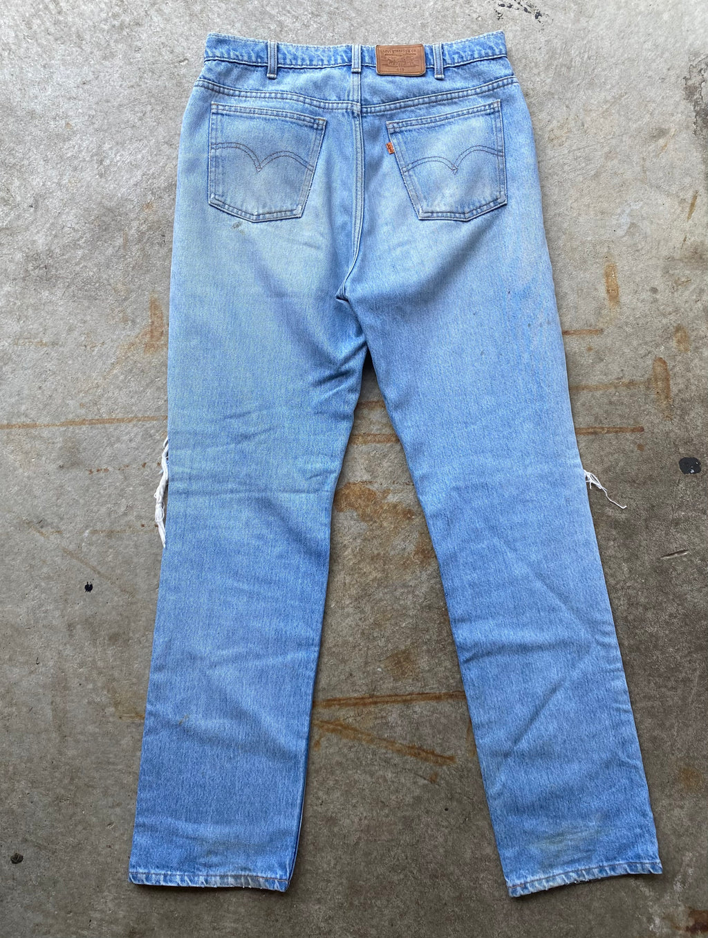 90s Levi’s 619 Distressed L
