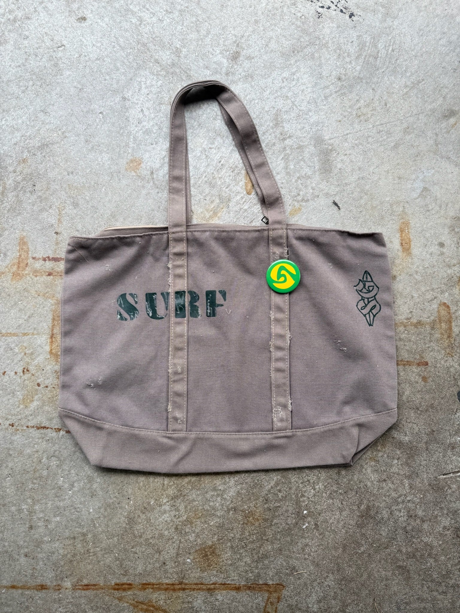 SURF REBELS YARD TOTE 1/1