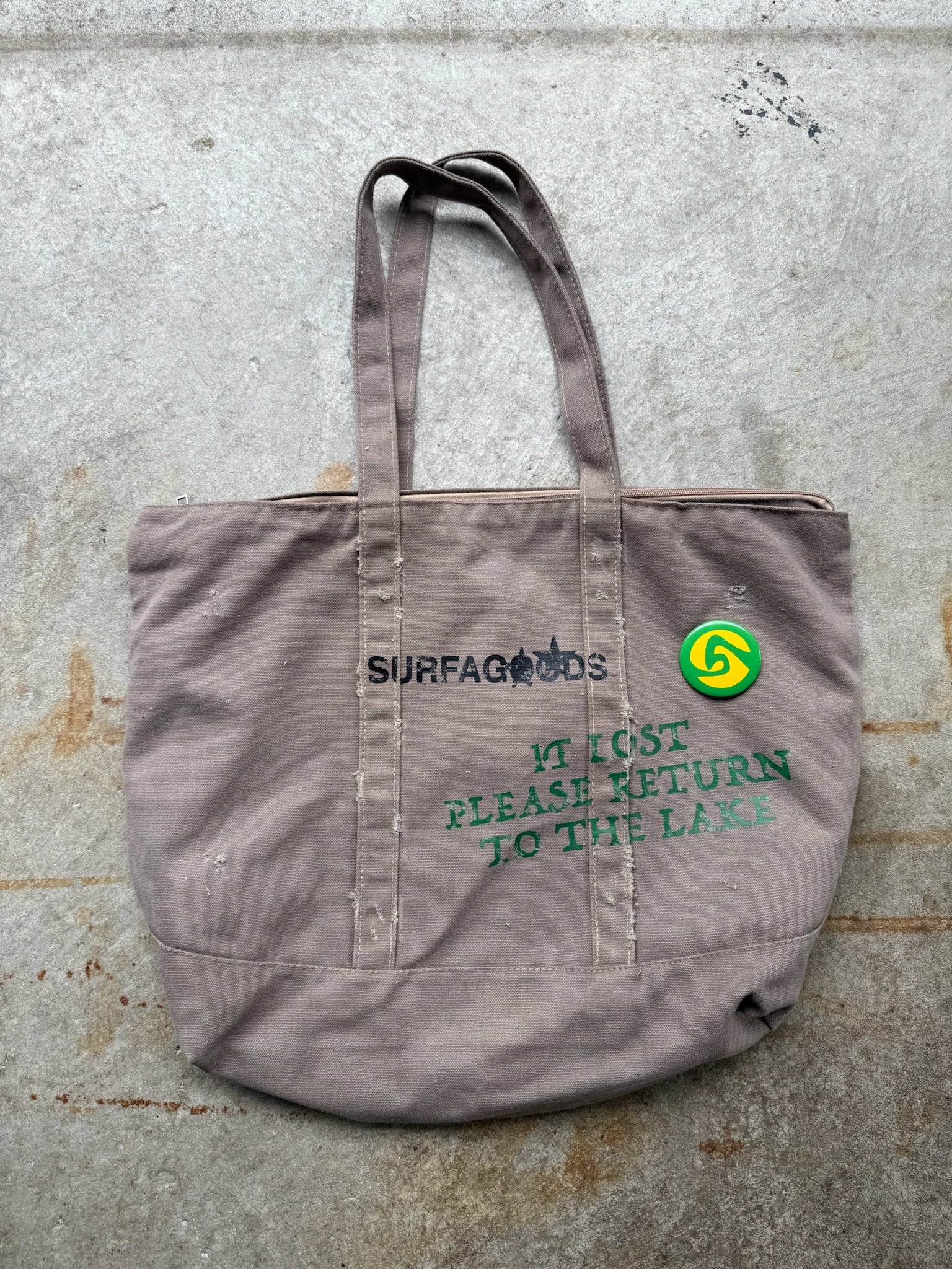 RETURN TO THE LAKE YARD TOTE 1/1