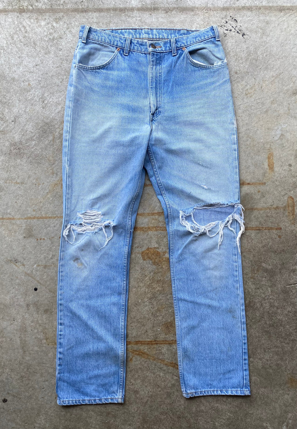 90s Levi’s 619 Distressed L