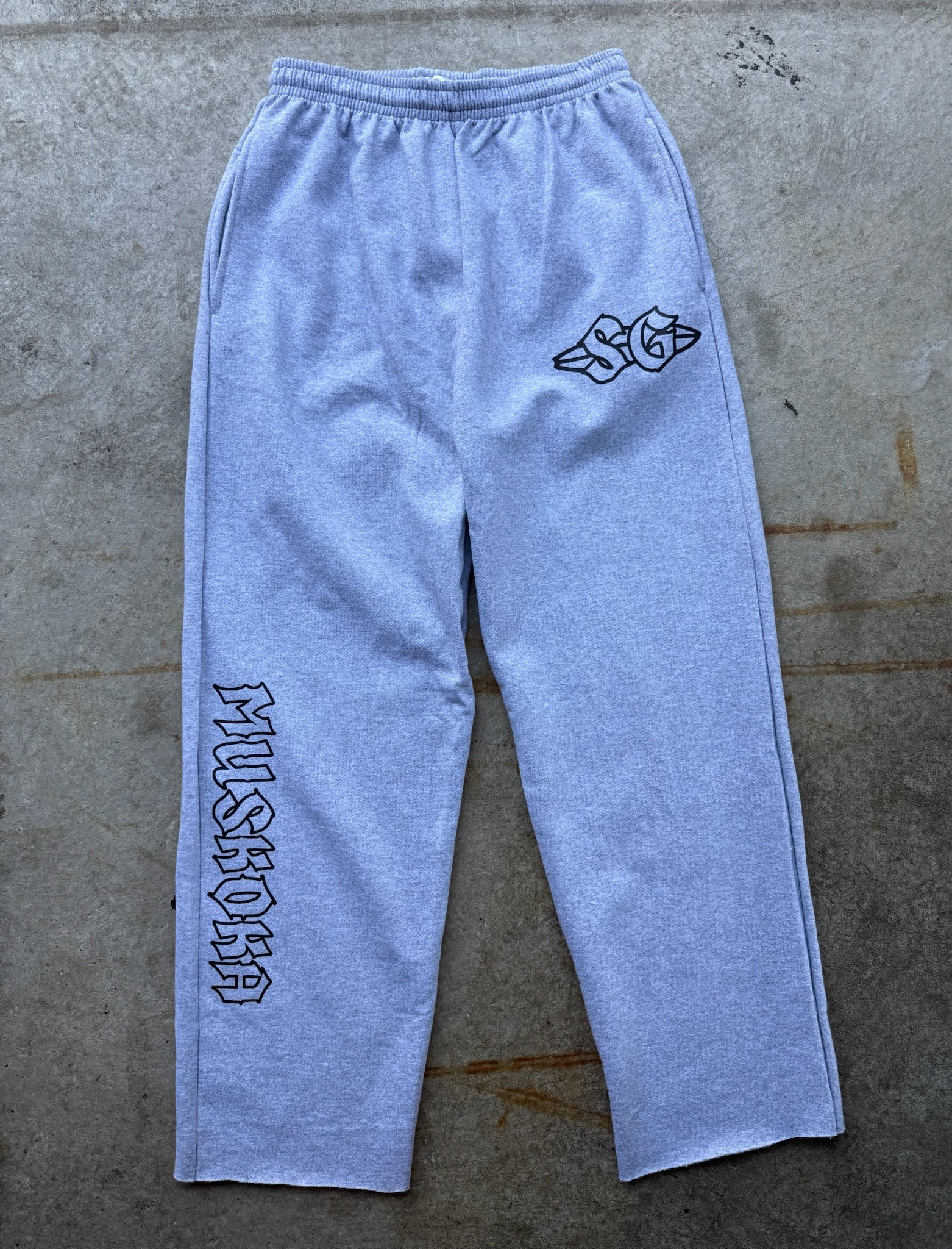 SURFAGOODS ‘SG’ CROP OPEN BOTTOM SWEATS