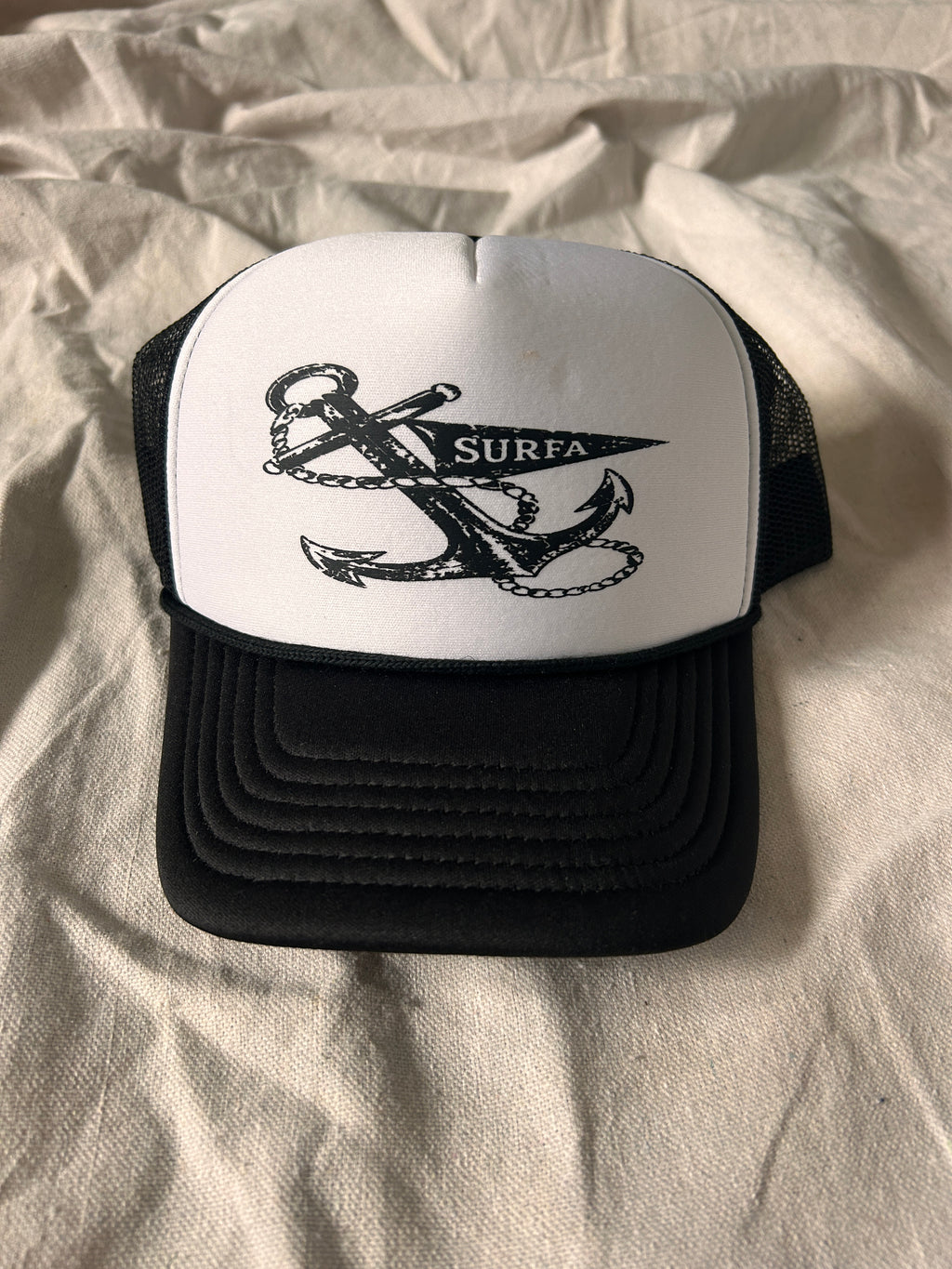 ANCHOR — White & Black Foam Trucker SAMPLE* 1/1