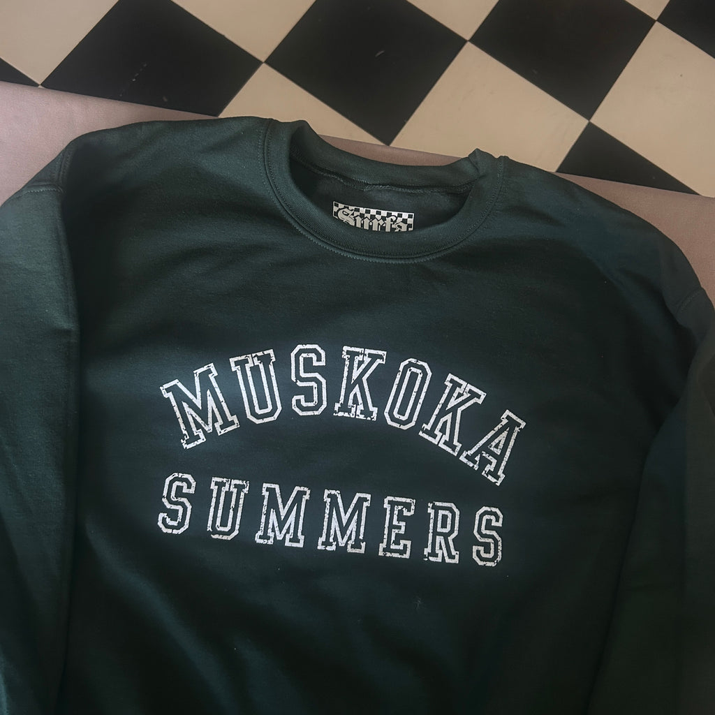 MUSKOKA SUMMERS — Classic Crewneck — FOREST GREEN